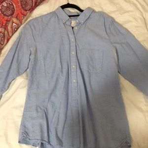 Light blue gap button down. Women’s